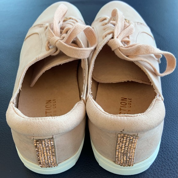 Never Worn “Kenneth Cole” Rose Blush Women’s Sneakers with Bling Details - Picture 5 of 8